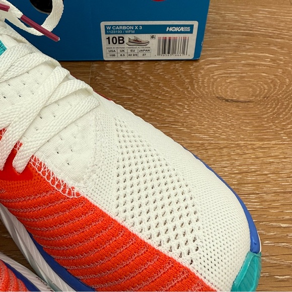 Women’s HOKA Carbon X 3 white flame 10 NWT - Picture 5 of 6